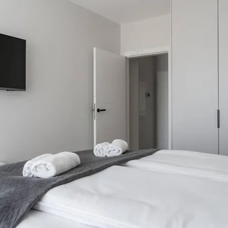 Before Making A Request, Read My Host Profile At Bottom Of Page # My Rest Merwede Apartment Comfort With A View Danzig